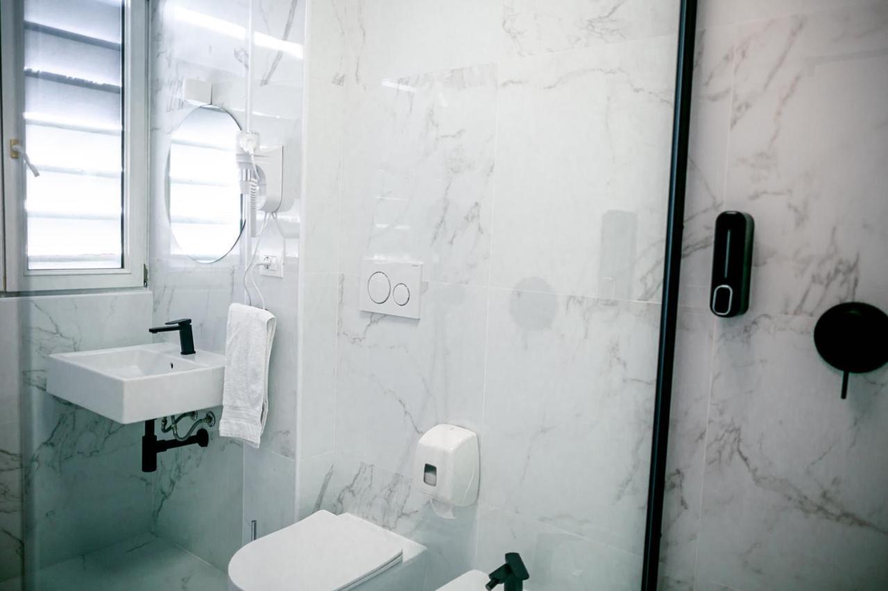 B&B Best Hostel Milano Экстерьер фото